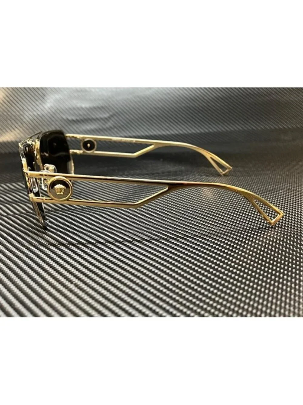 New Versace Men  Pale Gold Sunglasses  60- 15- 140